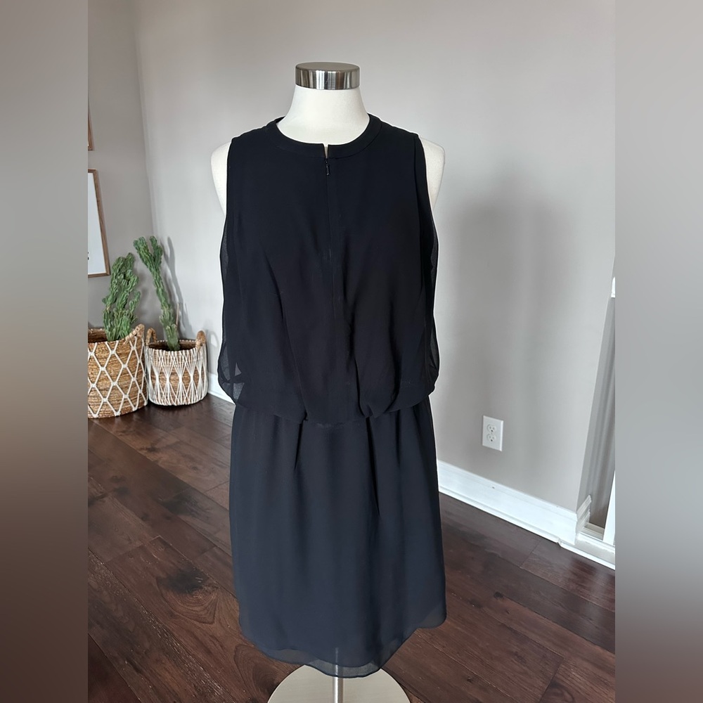 Banana Republic Little Black Dress Chiffon Georgette Date Night Size 14 NWT - Picture 4 of 11